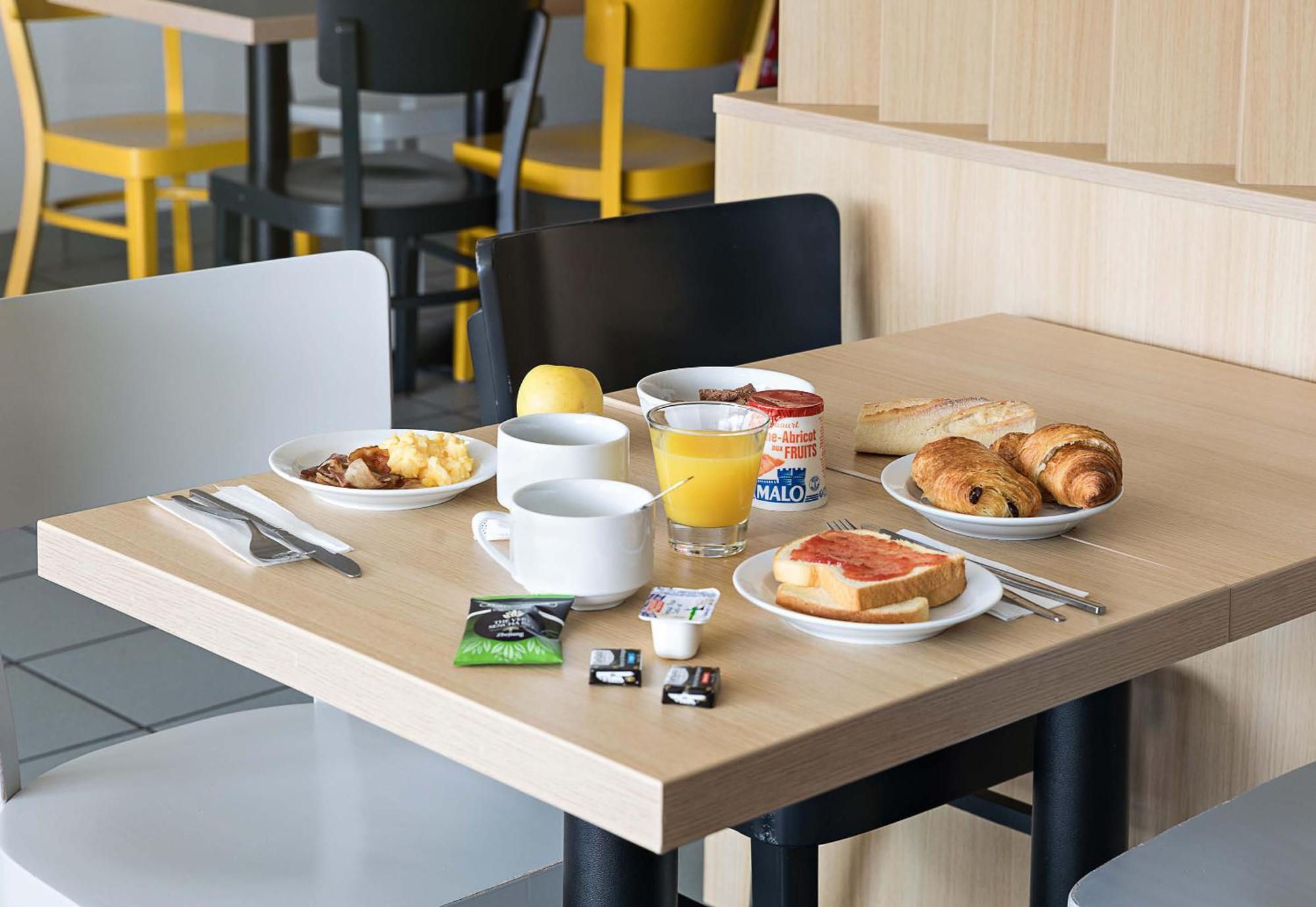 B&B Hotel Rouen Saint-Étienne-du-Rouvray Eksteriør billede